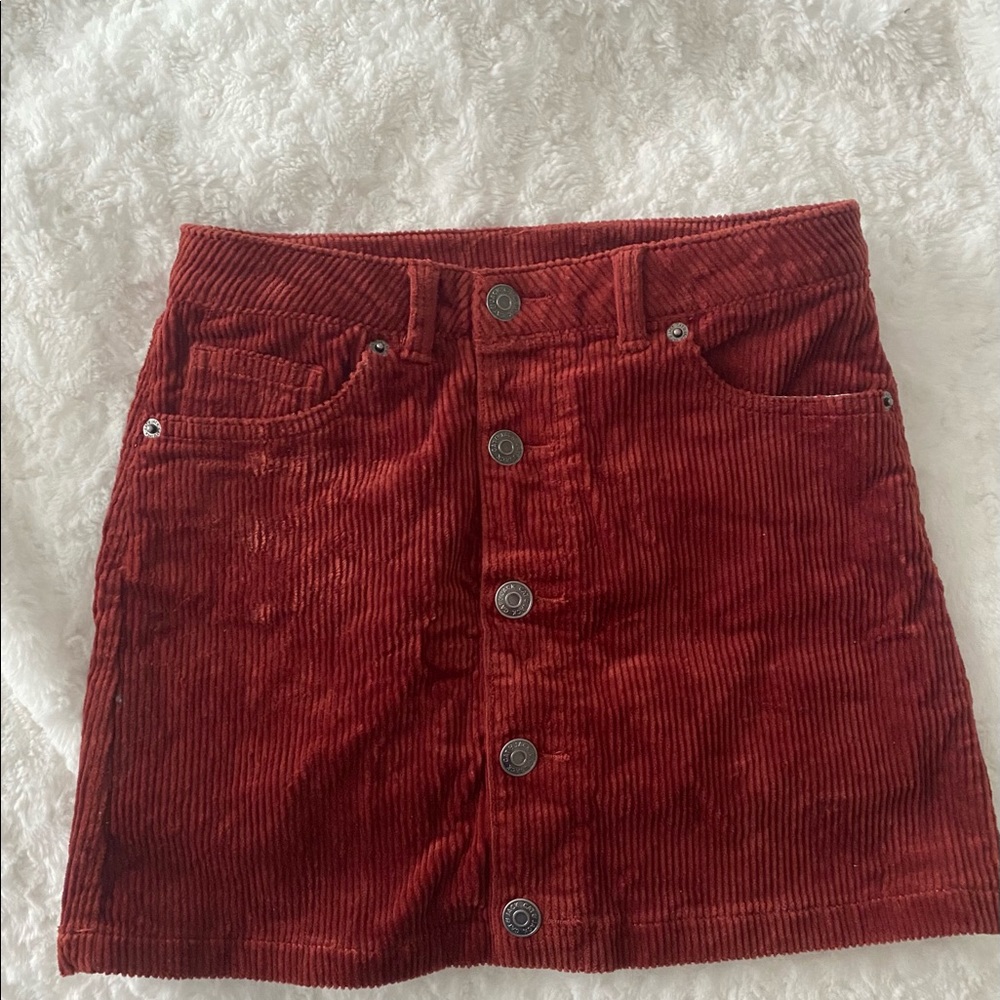 Little girl skirt burnt orange size 6/6x. Super cute